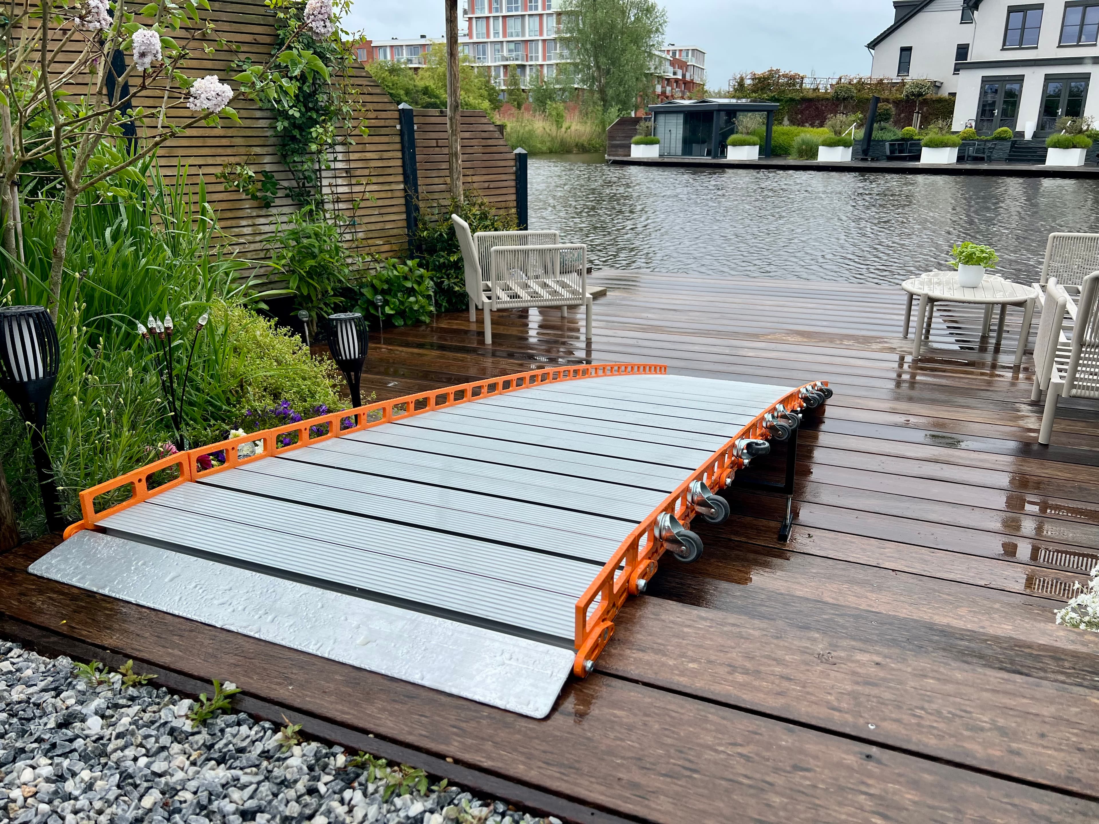 MIOR ROLL oprijplaat op 4 treden tuin — rolstoelhelling buiten zonder vaste montage